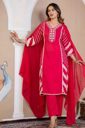 Beautiful jaipuri a pink lehriya printed indian kurta set with a matching dupatta and pants