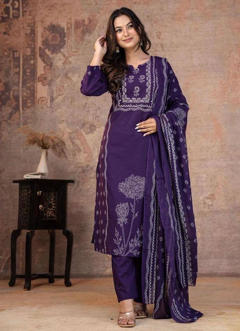 Beautiful jaipuri a purple-colored women's ethnic wear kurta set with a geometric print