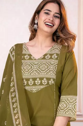 Beautiful jaipuri a mahendi green -colored women's ethnic wear kurta set with a geometric print