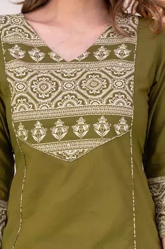 Beautiful jaipuri a mahendi green -colored women's ethnic wear kurta set with a geometric print
