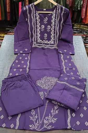 Beautiful jaipuri a purple-colored women's ethnic wear kurta set with a geometric print
