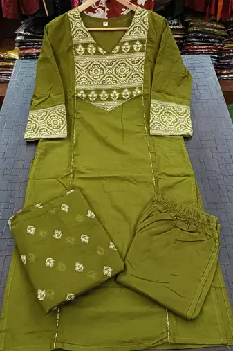 Beautiful jaipuri a mahendi green -colored women's ethnic wear kurta set with a geometric print