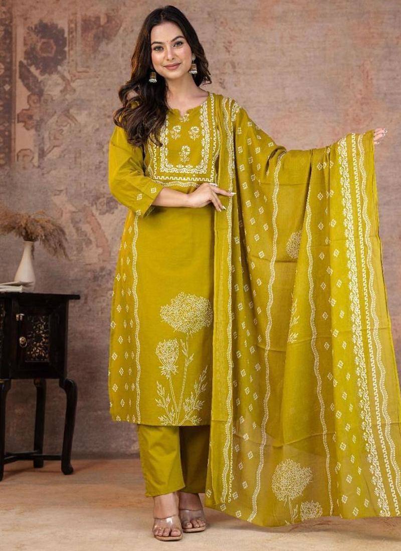 Beautiful jaipuri a yellow-colored women's ethnic wear kurta set with a geometric print