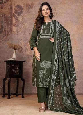 Beautiful jaipuri a green-colored women's ethnic wear kurta set with a geometric print 2
