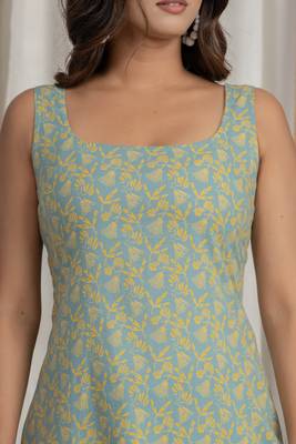 Olive green corset kurti 3