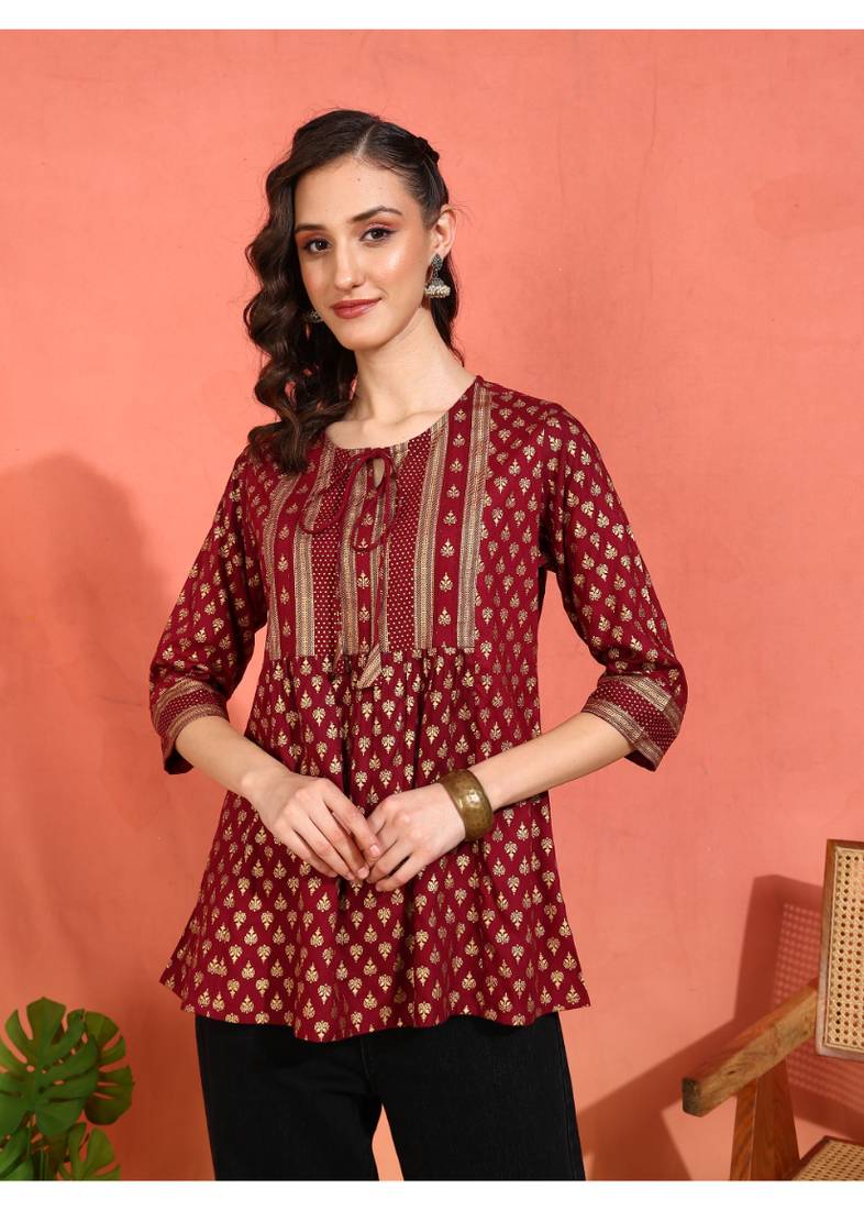  women   s rayon staple gold print a-line short kurti (wine)