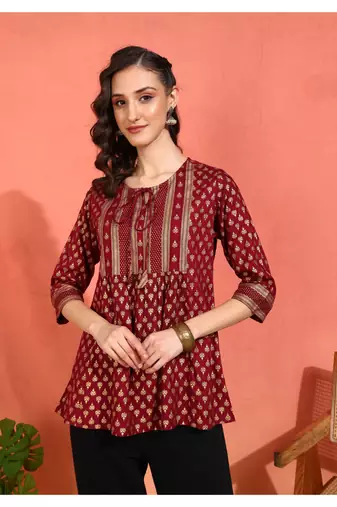  women   s rayon staple gold print a-line short kurti (wine)