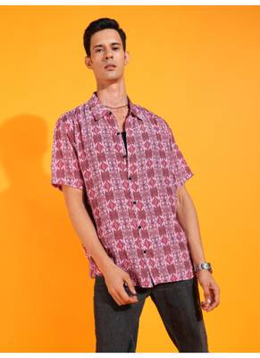  men's polyester geomatrical printed regular shirt (maroon) 1