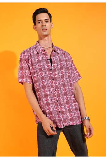  men's polyester geomatrical printed regular shirt (maroon)