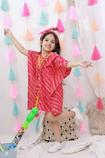 Kaftan style dress with hairband for girls  red