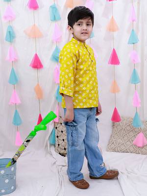 Fullsleeves bandhni short kurta for boys yellow 2