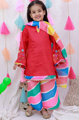 Quater sleeves suit salwar with dupatta for girls Red