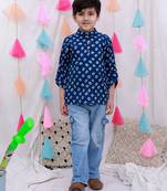 Fullsleeves bandhni short kurta for boys blue