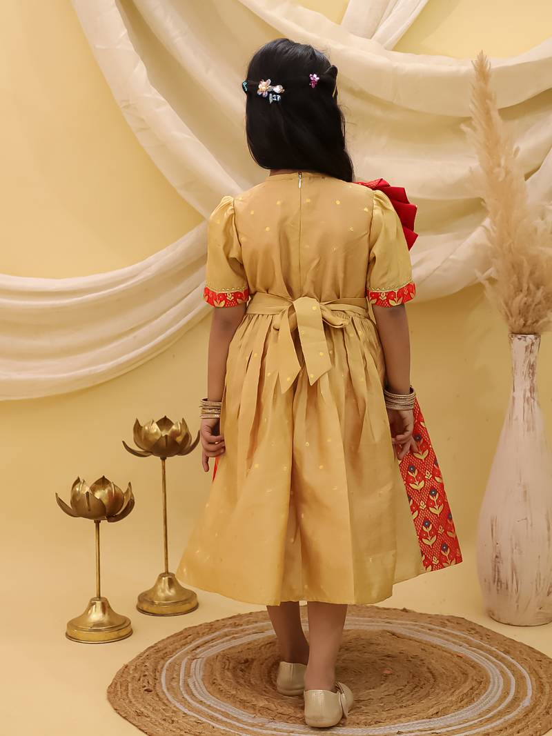 Short sleeves jacquard party dress for girls  red