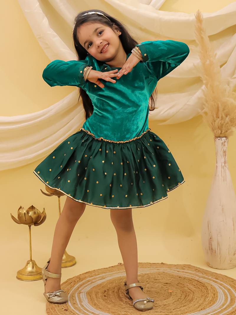 Full sleeves velvet party dress for girls  green