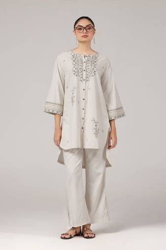 Ivory embroidered high-low kurta pant coord set