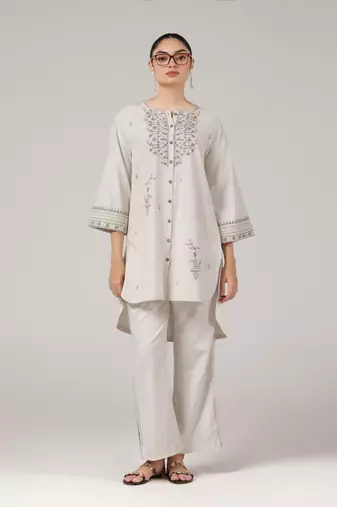 Ivory embroidered high-low kurta pant coord set