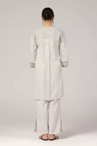 Ivory embroidered high-low kurta pant coord set
