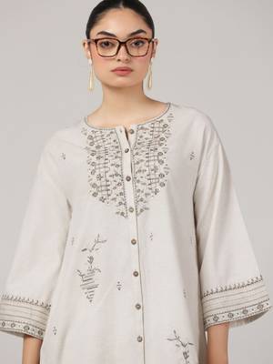 Ivory embroidered high-low kurta pant coord set 4