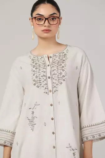 Ivory embroidered high-low kurta pant coord set