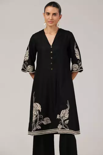 Black floral embroidered kurta with pants set