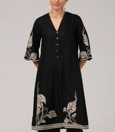 Black floral embroidered kurta with pants set