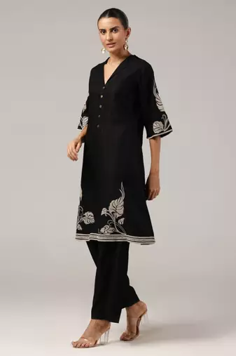 Black floral embroidered kurta with pants set
