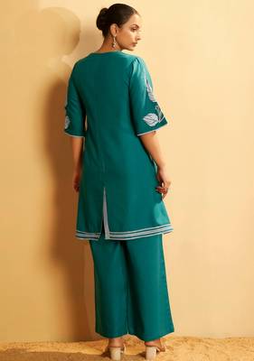 Emerald bloom embroidered cotton coord set 2