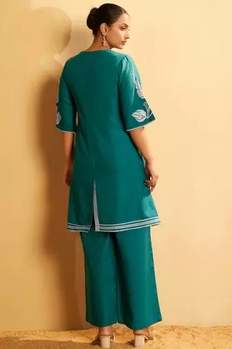 Emerald bloom embroidered cotton coord set