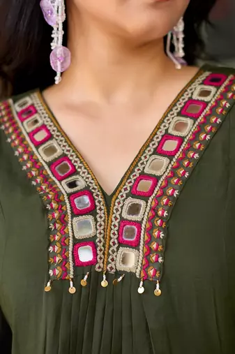 Women Ethnic Motifs Embroidered Regular Thread Work Chanderi Cotton Kurta with Palazzos & With Dupatta