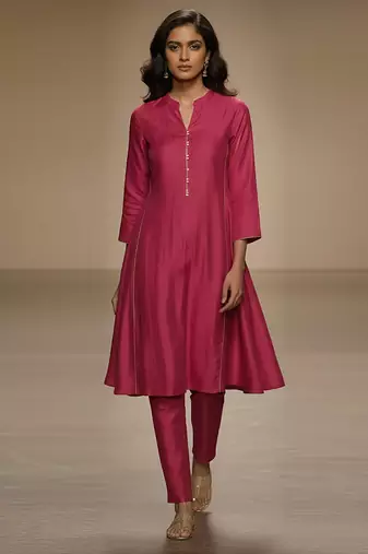 Pink embroidered chanderi kurta set