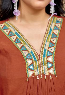 Women Ethnic Motifs Embroidered Regular Thread Work Chanderi Cotton Kurta with Palazzos & With Dupatta 4