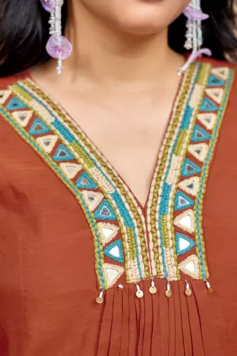 Women Ethnic Motifs Embroidered Regular Thread Work Chanderi Cotton Kurta with Palazzos & With Dupatta