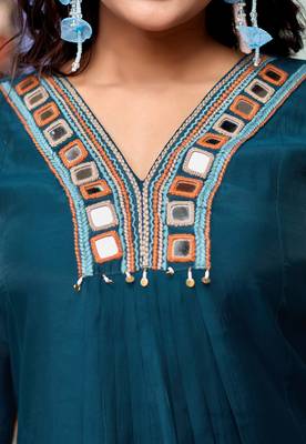 Women Ethnic Motifs Embroidered Regular Thread Work Chanderi Cotton Kurta with Palazzos & With Dupatta 5