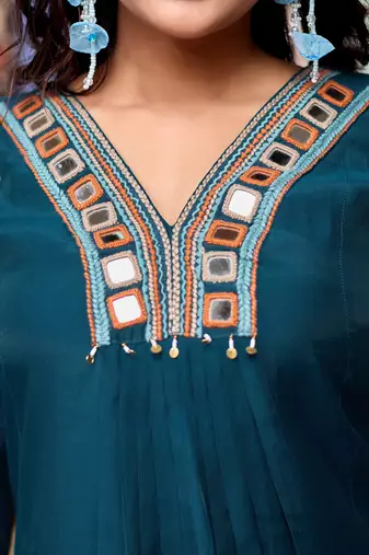 Women Ethnic Motifs Embroidered Regular Thread Work Chanderi Cotton Kurta with Palazzos & With Dupatta