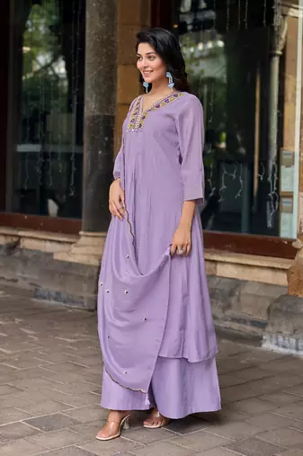 Women Ethnic Motifs Embroidered Regular Thread Work Chanderi Cotton Kurta with Palazzos & With Dupatta