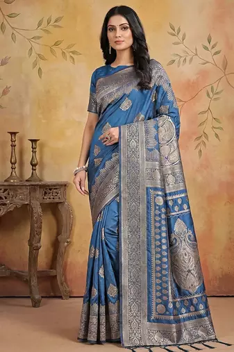 Dark blue elegant silk blend soft fabric saree for women – lightweight traditional saree