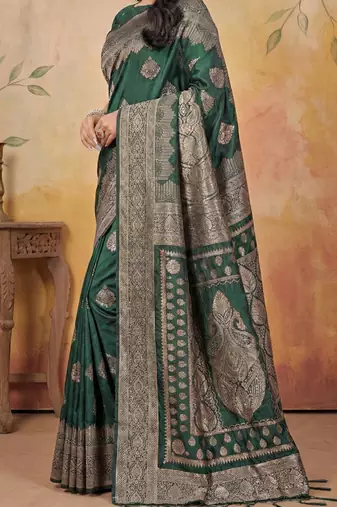 Green elegant silk blend soft fabric saree for women  lightweight saree