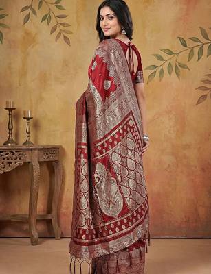 Blood red elegant silk blend soft fabric saree for women  lightweight saree 2