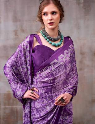 Lavender elegant floral & geometric printed satin silk blend saree with matching blouse 2