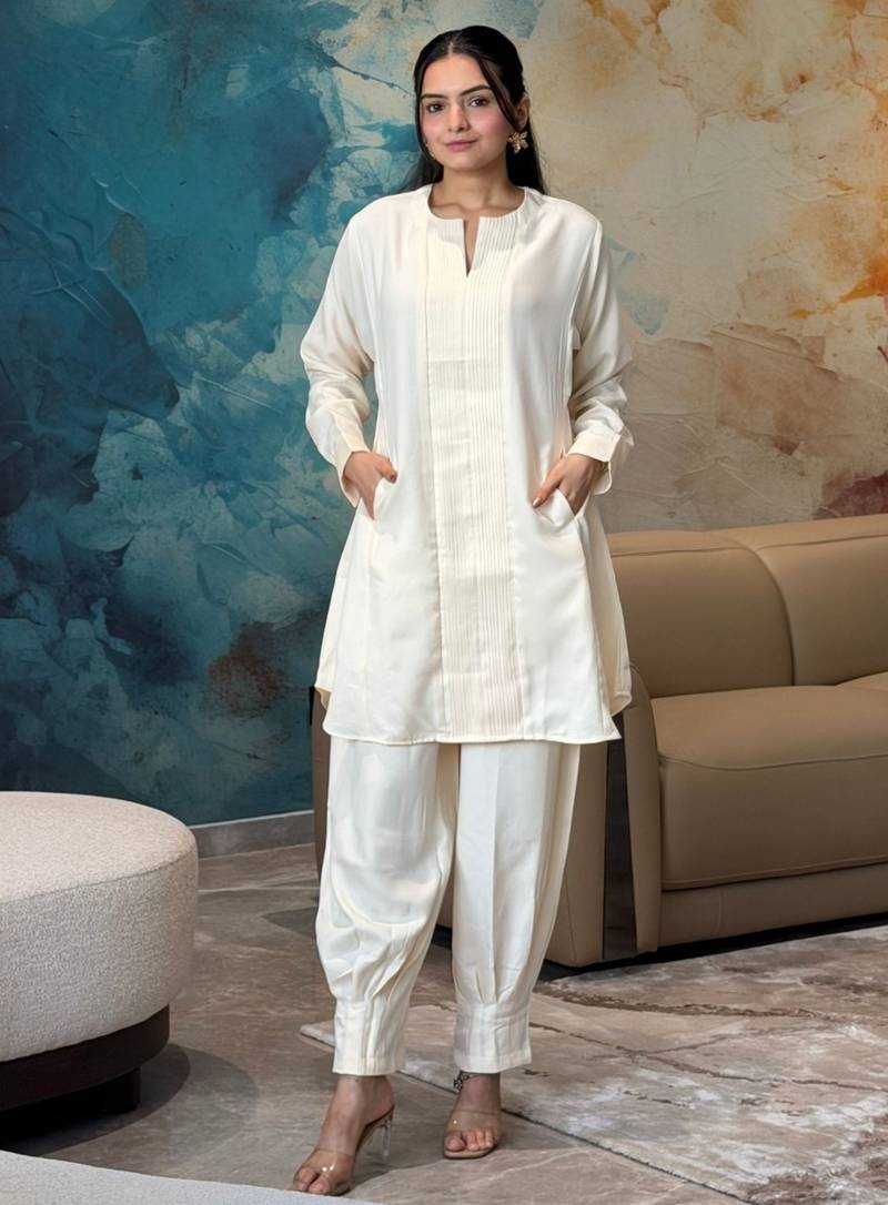 Ivory pintuck kurta set