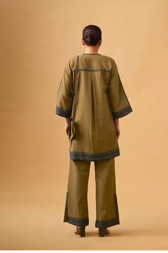 Elegant cotton flex co-ord set with contrast accents