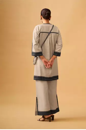 Everyday cotton flex co-ord set with statement sling bag