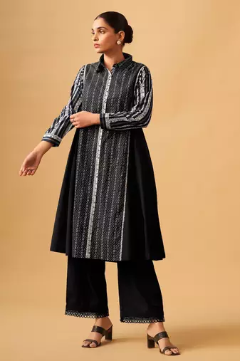 Classic black printed cambric cotton kurta set for effortless daywear