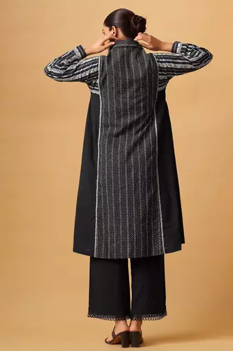 Classic black printed cambric cotton kurta set for effortless daywear