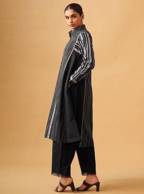 Classic black printed cambric cotton kurta set for effortless daywear 3