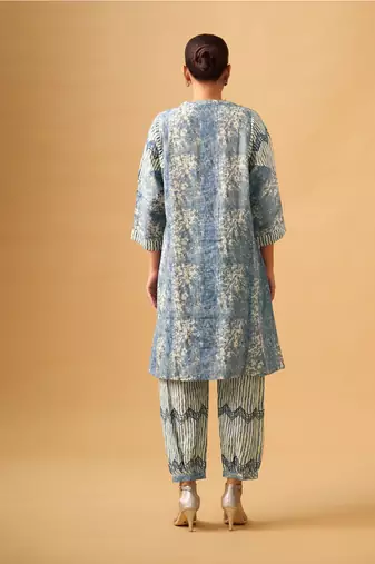 Elegant blue printed cotton kurta set for everyday sophistication