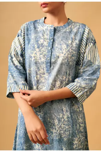 Elegant blue printed cotton kurta set for everyday sophistication