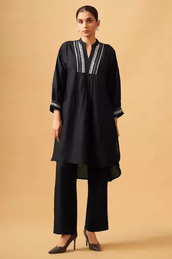 Classic black rayon slub straight kurta set