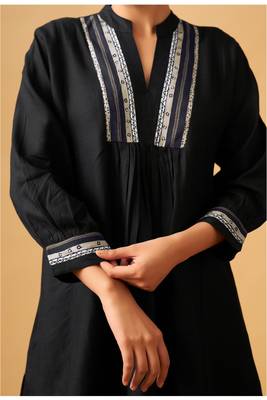 Classic black rayon slub straight kurta set 4